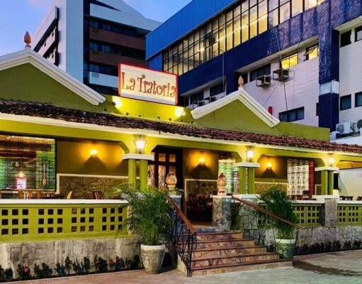 La Tratoria está aberto para confraternizações