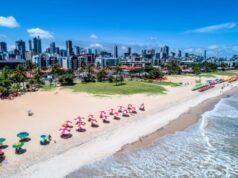 Trade debate turismo com candidatos a Governador e Senador