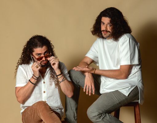 Dupla Arretada: Totonho, Palmito e seus hits chiclete de Mar do Sertão