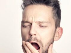 Dormir menos de seis horas afeta saúde do coração