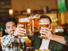 Música e cerveja à vontade: é o Oktoberfest do John’s Grill