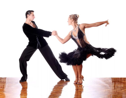 No Bar dos Descasados, no RJ, tem Santa Salsa com Mano a Mano