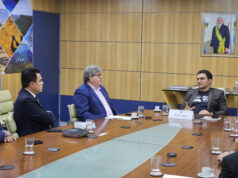 João Azevêdo se reúne com ministro do Turismo