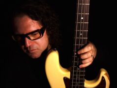 Fernando Nunes faz show no Loca Como Tu Madre