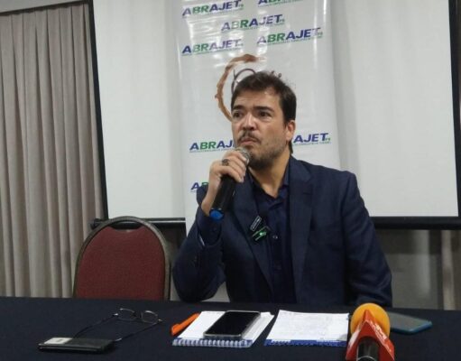 Diretor da Aena ressalta crescimento na movimentação no Aeroporto Castro Pinto