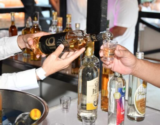 Turismo, negócios e produtos