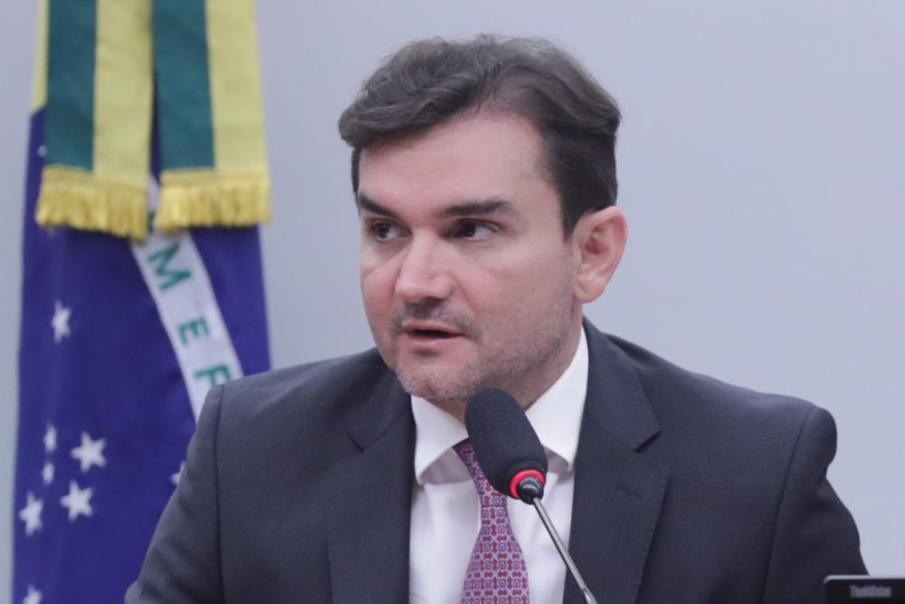 Retrospectiva 2024: Entrevista com o ministro do Turismo, Celso Sabino