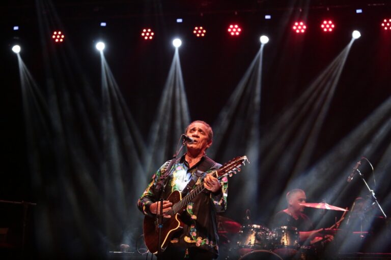 Zé Ramalho faz show no Teatro Pedra do Reino dia 15 de maio