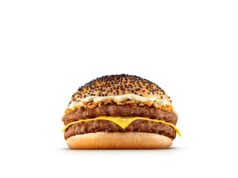 Bob’s se une à Universal Pictures e à Amblin Entertainment para campanha