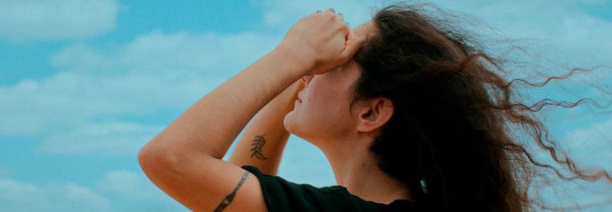 A-Nave-Que-Nunca-Pousa-ANQNP_topo_de_pagina-Tronxo-Filmes-1440x500