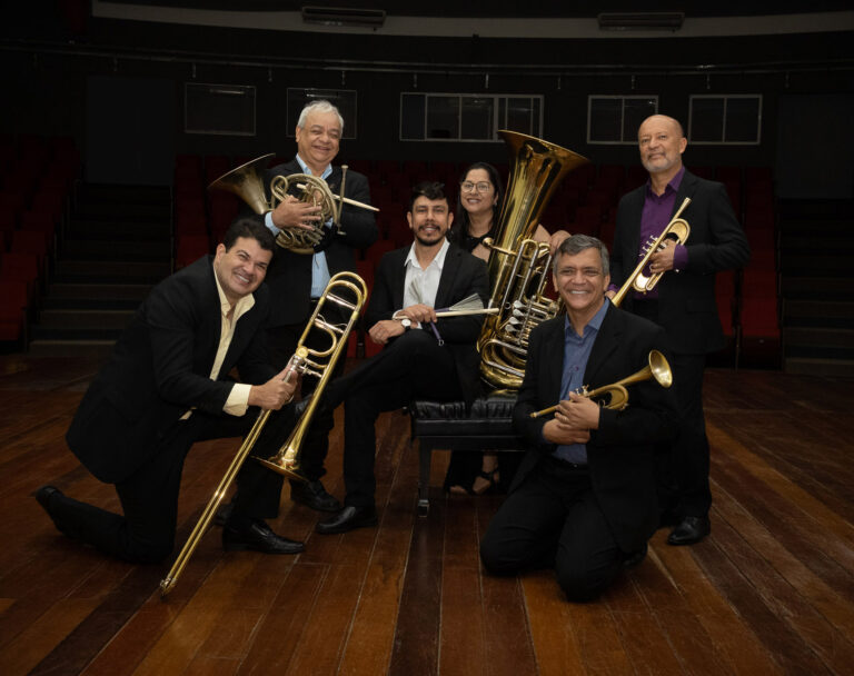 Sexteto Brassil celebra o Movimento Armorial, em JP