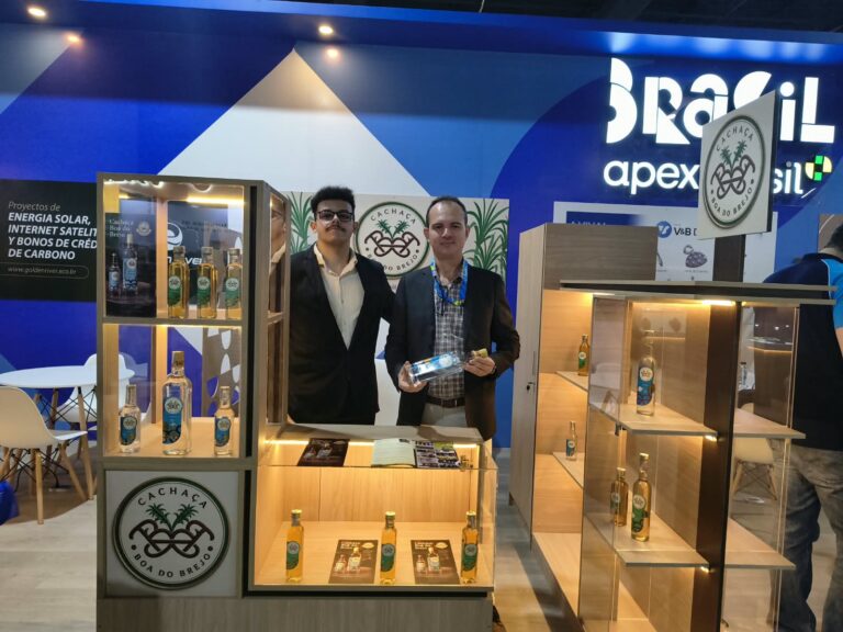 Cachaça Boa do Brejo representa a Paraíba em Feira Internacional boa do brejo no estande internacional