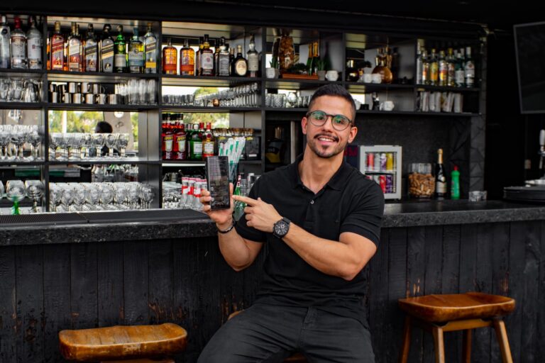 victor thomé fundador da yolo club
